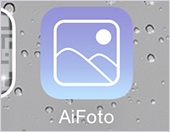 ホーム画面のAiFotoアイコンをタップして、AiFotoを起動します。